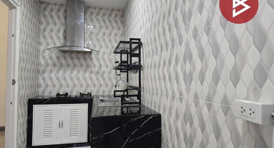 For sale 3 bedrooms townhouse in Min Buri, Bangkok