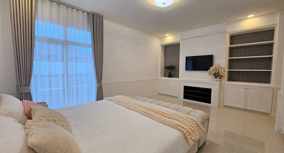 For sale 3 bedrooms house in Bang Lamung, Chonburi