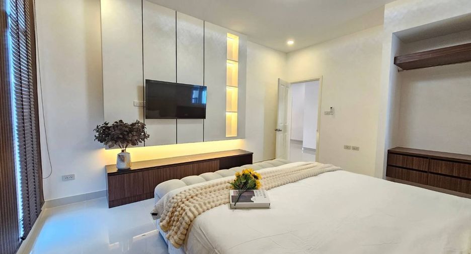 For sale 3 bedrooms house in Bang Lamung, Chonburi