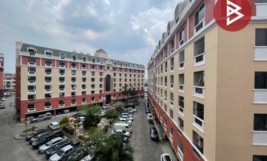 出售 1 卧室 公寓 在 Wang Thong Lang, 曼谷