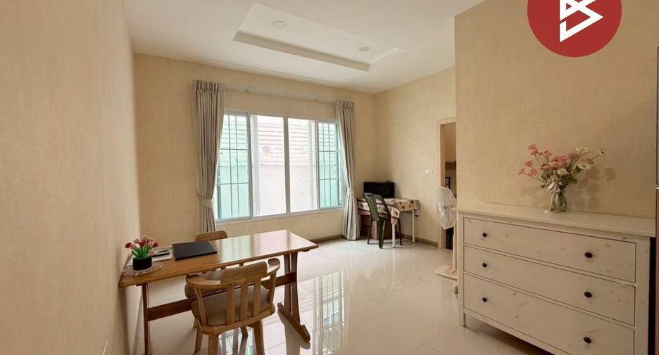 Reihenhaus zum Kauf mit 3 Zimmer in Bang Khae, Bangkok