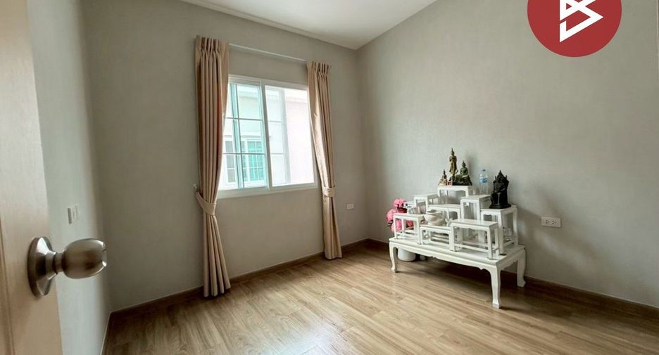 Reihenhaus zum Kauf mit 3 Zimmer in Bang Khae, Bangkok