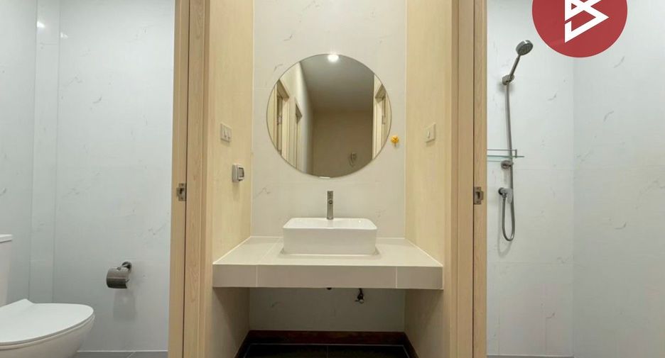 Reihenhaus zum Kauf mit 3 Zimmer in Bang Khae, Bangkok
