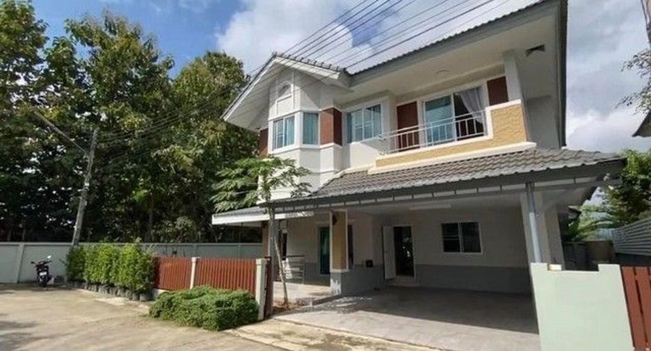 For sale 3 bedrooms house in Mueang Chiang Rai, Chiang Rai