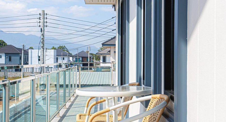 Villa zur Miete und zum Kauf mit 4 Zimmer in San Sai, Chiang Mai