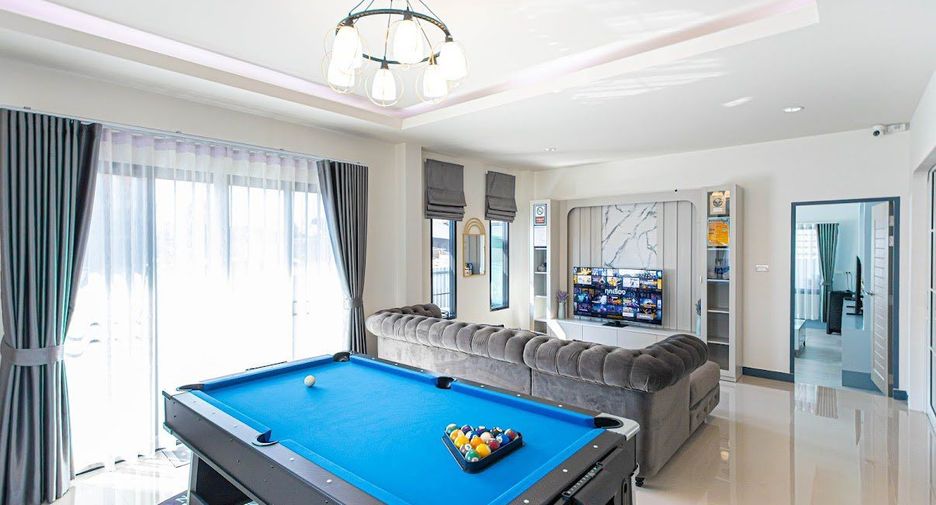 Villa zur Miete und zum Kauf mit 4 Zimmer in San Sai, Chiang Mai