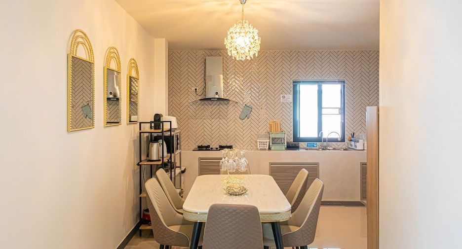 Villa zur Miete und zum Kauf mit 4 Zimmer in San Sai, Chiang Mai