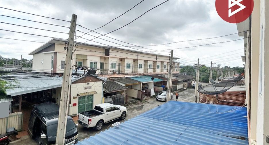 For sale 3 bedrooms townhouse in Si Racha, Chonburi