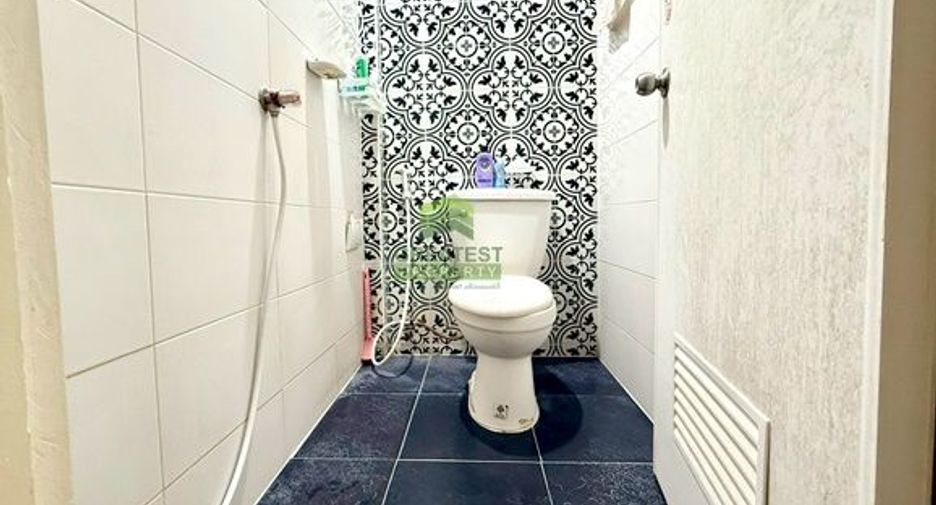 For sale 2 bedrooms townhouse in Thanyaburi, Pathum Thani