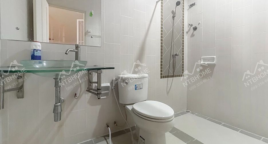 For sale 3 bedrooms townhouse in Mueang Nonthaburi, Nonthaburi