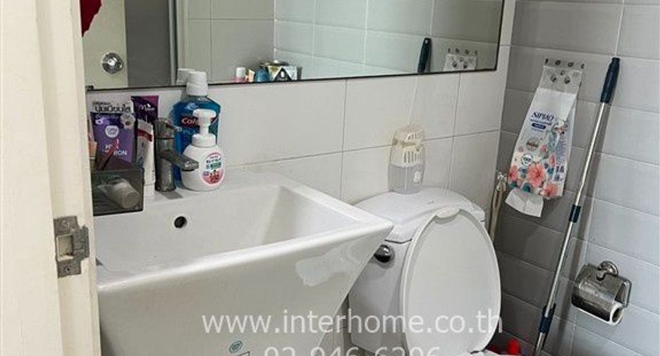 For sale 1 bed condo in Khlong Toei, Bangkok