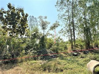 Terreno en venta en Khlong Lan, Kamphaeng Phet