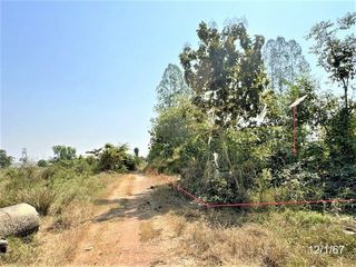 Terreno en venta en Khlong Lan, Kamphaeng Phet