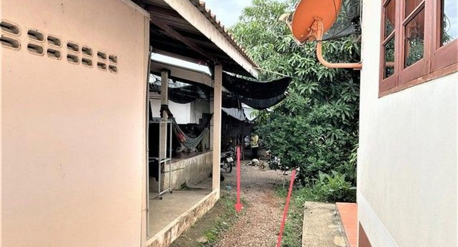 For sale 3 bedrooms house in Khlong Lan, Kamphaeng Phet
