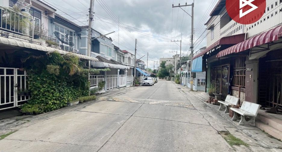 For sale 4 bedrooms townhouse in Mueang Kanchanaburi, Kanchanaburi