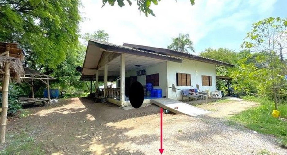 For sale 3 bedrooms house in Khlong Lan, Kamphaeng Phet