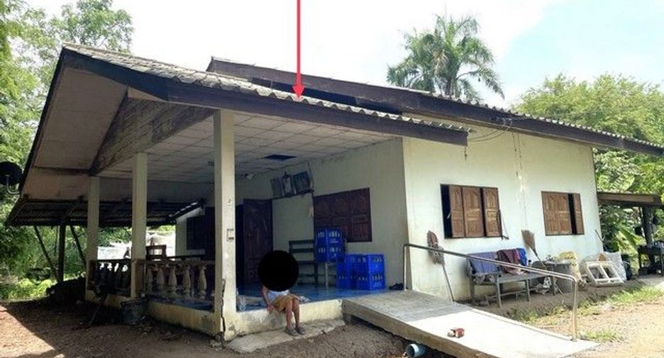 For sale 3 bedrooms house in Khlong Lan, Kamphaeng Phet