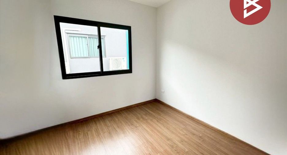 For sale 3 bedrooms townhouse in Bang Phli, Samut Prakan
