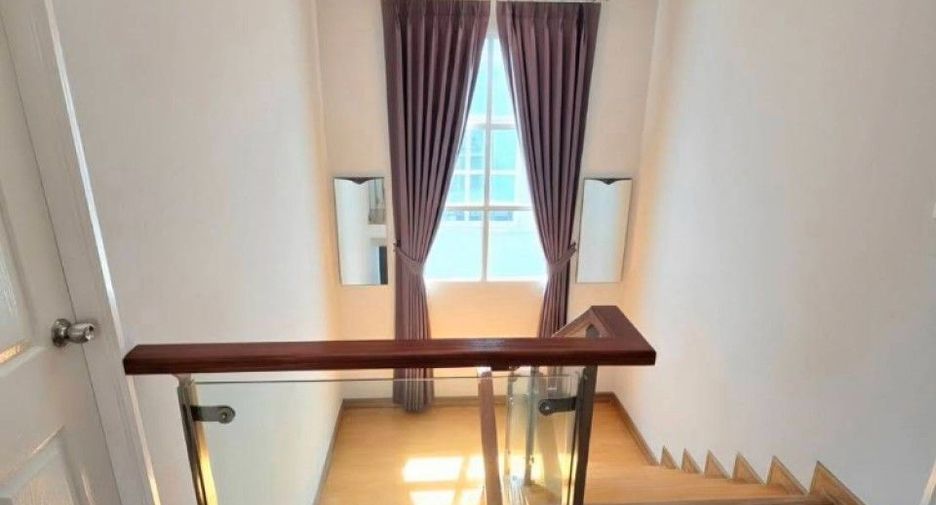 Haus zum Kauf mit 3 Zimmer in Mueang Samut Sakhon, Samut Sakhon