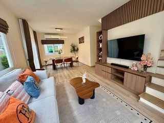 For rent 3 bedrooms house in Mueang Chiang Mai, Chiang Mai