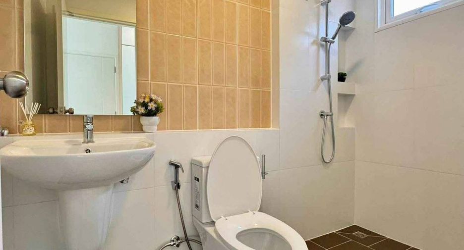 For rent 3 bedrooms house in Mueang Chiang Mai, Chiang Mai