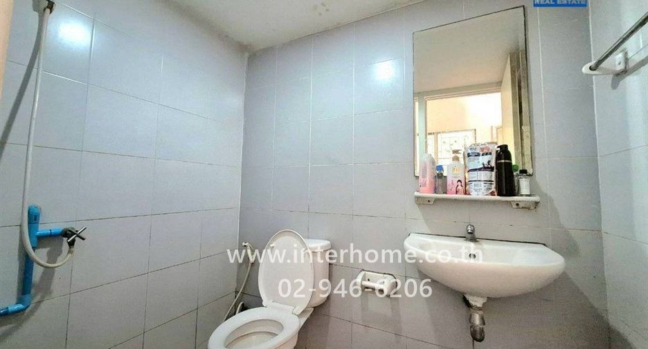 Casa adosada en venta de 3 habitaciones en Khlong Luang, Pathum Thani