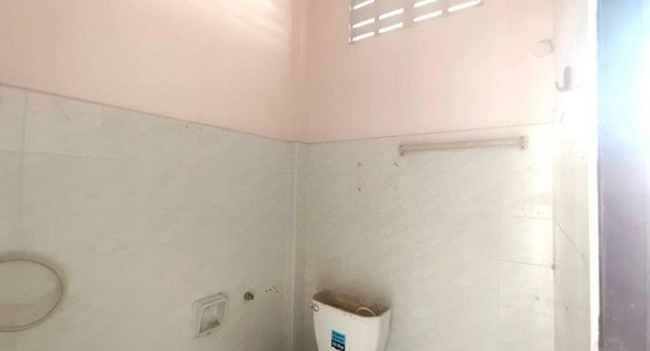 For sale 3 bedrooms retail Space in Khlong Lan, Kamphaeng Phet