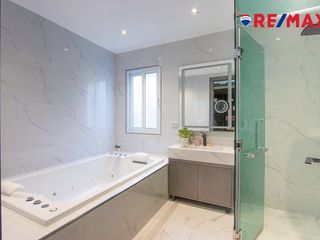 For sale 10 bedrooms condo in Bang Lamung, Chonburi