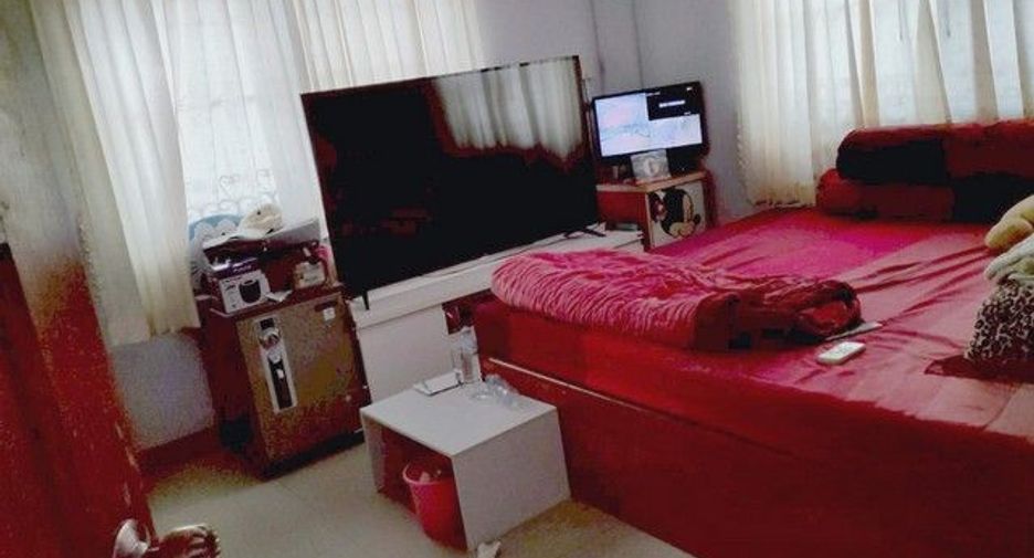 For sale 3 bedrooms house in Khlong Lan, Kamphaeng Phet