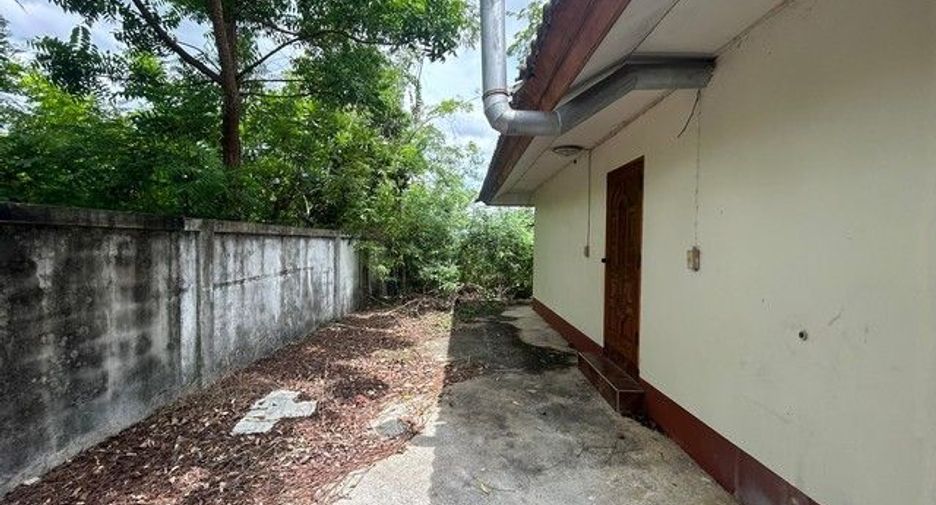For sale 1 bed house in Tha Tako, Nakhon Sawan