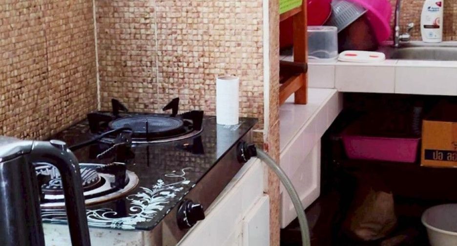 For sale 3 ベッドルーム townhouse in Nong Chok, Bangkok