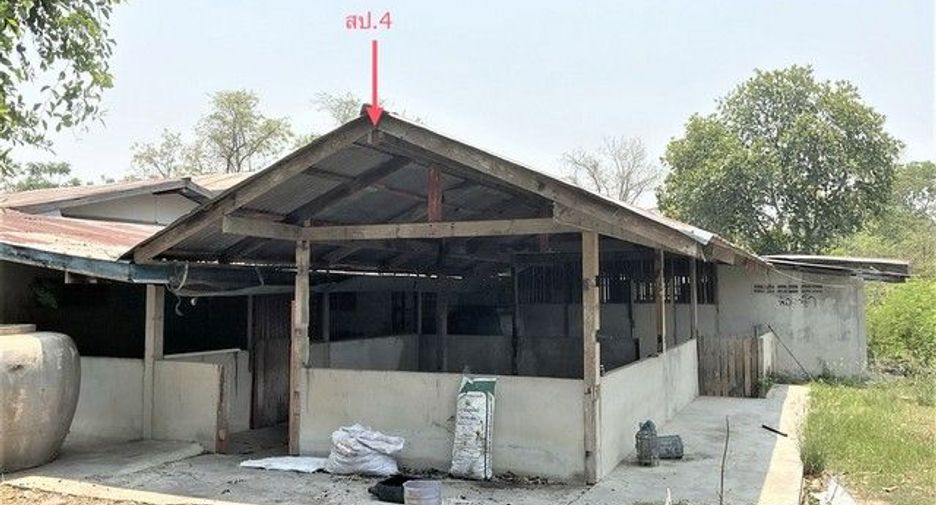 For sale 2 bedrooms house in Huai Khot, Uthai Thani
