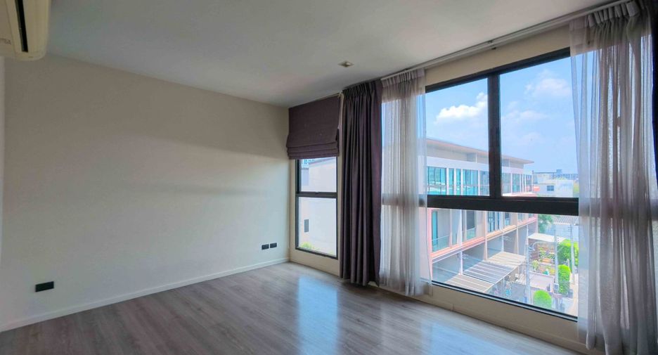 Reihenhaus zum Kauf mit 3 Zimmer in Chatuchak, Bangkok