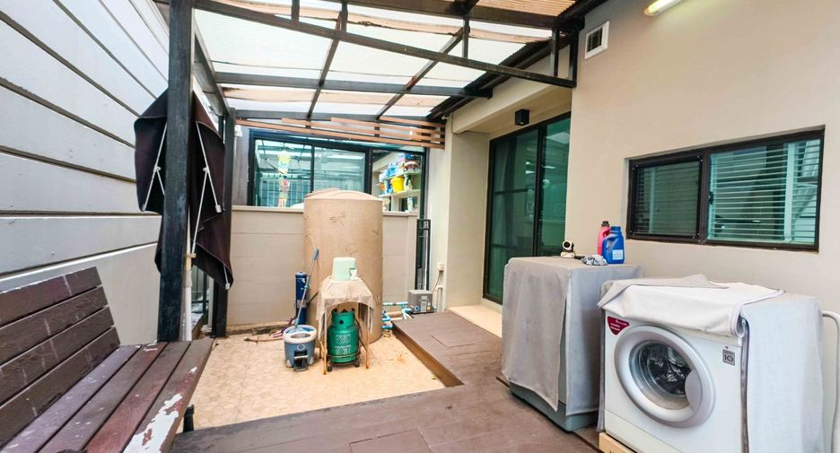 Reihenhaus zum Kauf mit 3 Zimmer in Chatuchak, Bangkok