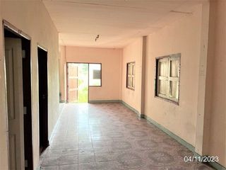 Haus zum Kauf mit 1 Zimmer in Tha Tako, Nakhon Sawan
