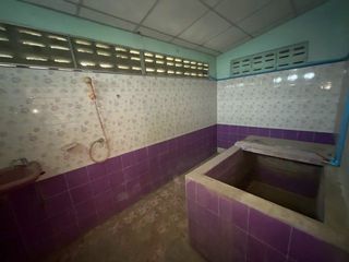 Продажа 3 спальни дом в Tha Tako, Накхонсаван
