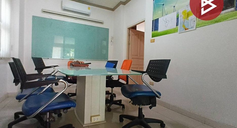 For sale 4 bedrooms house in Bueng Kum, Bangkok