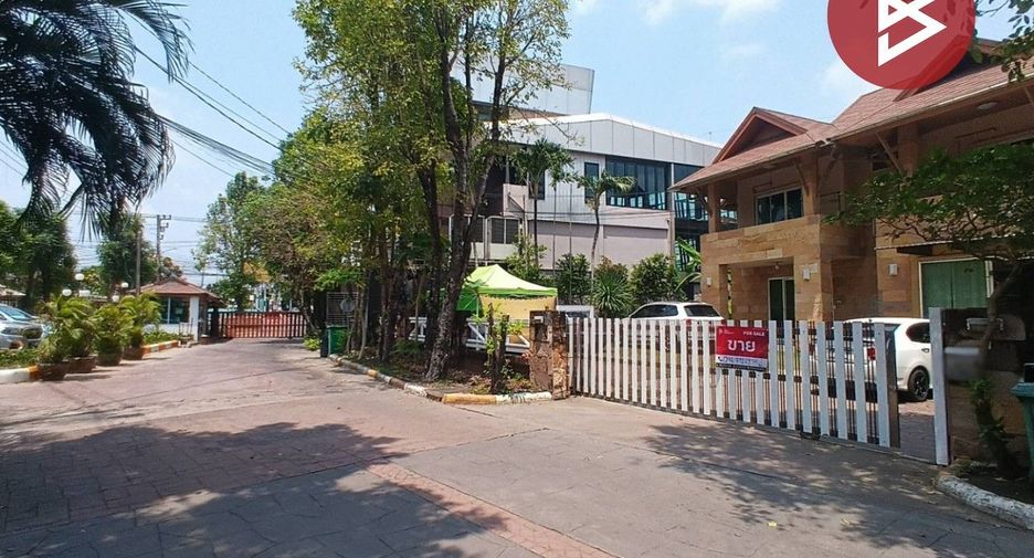 For sale 4 bedrooms house in Bueng Kum, Bangkok