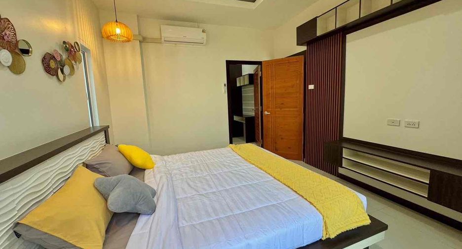 For rent 3 bedrooms house in East Pattaya, Pattaya