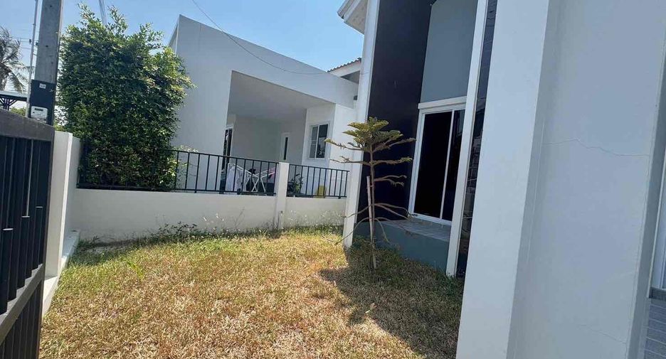 For rent 3 bedrooms house in East Pattaya, Pattaya