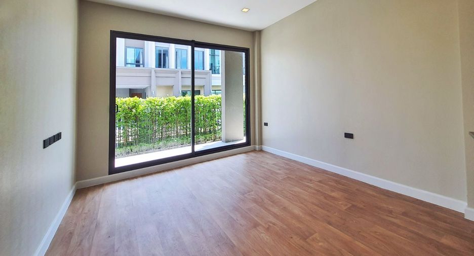 For sale 4 bedrooms house in Bang Bua Thong, Nonthaburi