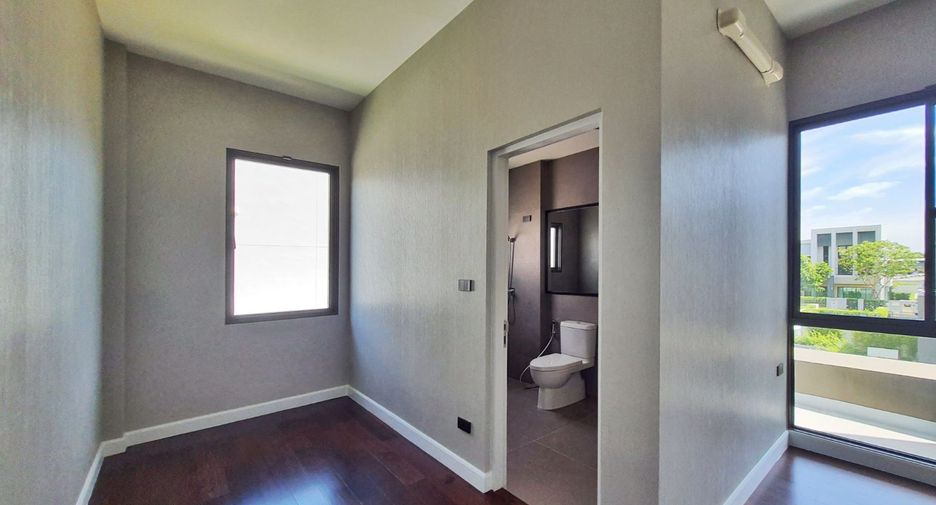 For sale 4 bedrooms house in Bang Bua Thong, Nonthaburi