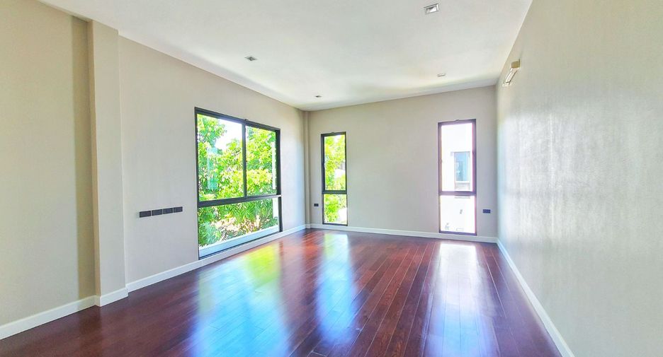 For sale 4 bedrooms house in Bang Bua Thong, Nonthaburi