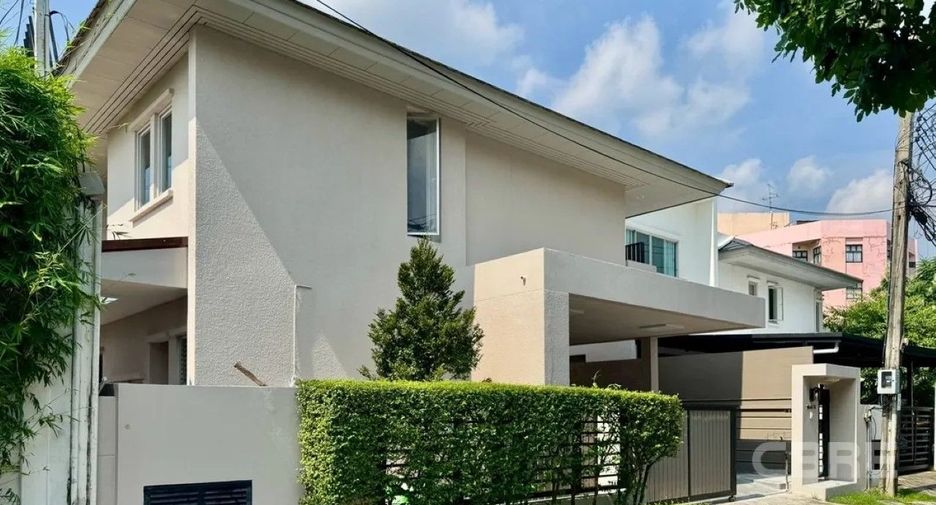 Casa en venta de 3 habitaciones en Suan Luang, Bangkok