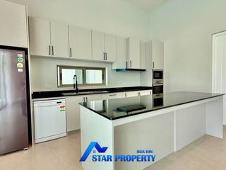 For sale 4 bedrooms villa in Hua Hin, Prachuap Khiri Khan