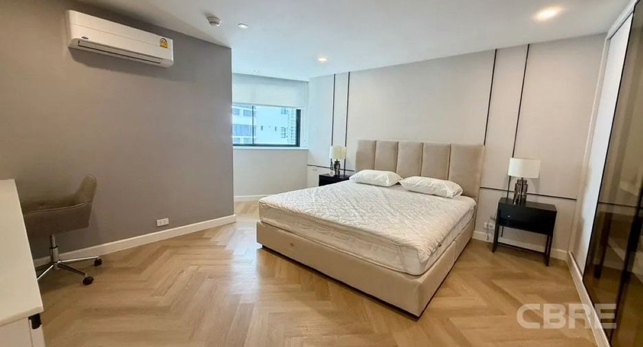 For rent and for sale 4 bedrooms condo in Khlong Toei, Bangkok