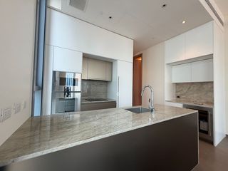 Продажа 1 кровать кондо в Патхум Щан, Бангкок