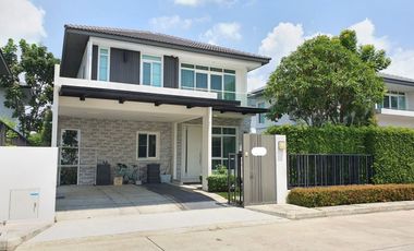 For sale 3 ベッドルーム house in Lat Krabang, Bangkok