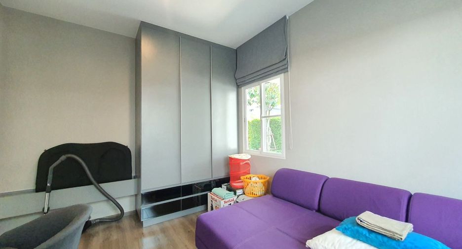 Casa en venta de 3 habitaciones en Lat Krabang, Bangkok