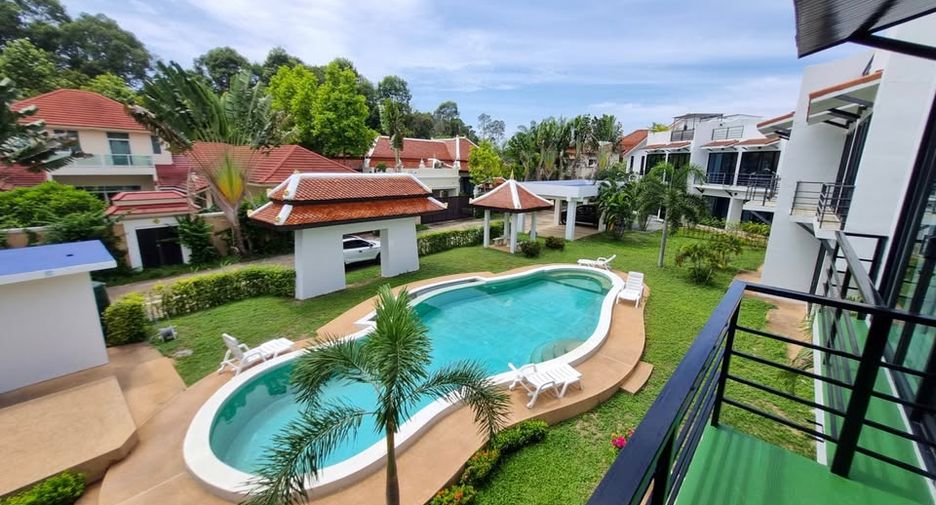 Casa adosada en venta de 2 habitaciones en Bang Lamung, Chonburi